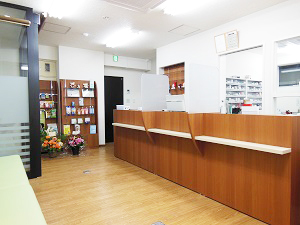 ワカバ薬局 千石店店内